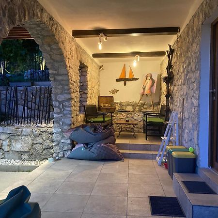 Vila Kuca Za Odmor Baya Stara Baška Exteriér fotografie