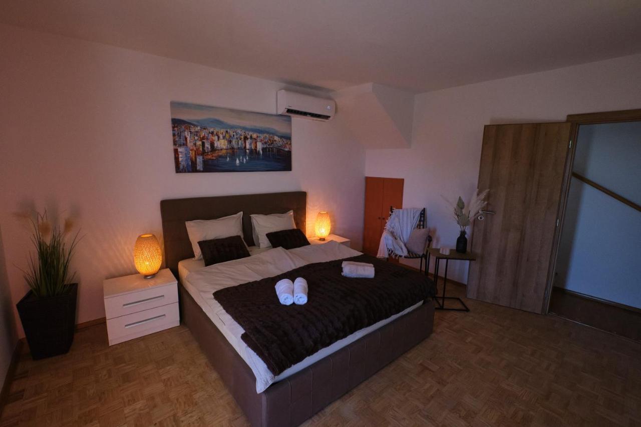 Vila Kuca Za Odmor Baya Stara Baška Exteriér fotografie