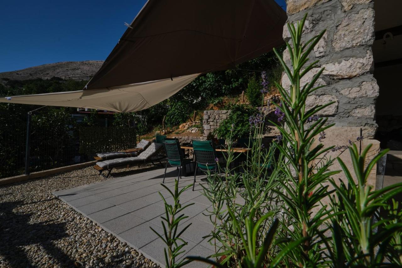 Vila Kuca Za Odmor Baya Stara Baška Exteriér fotografie