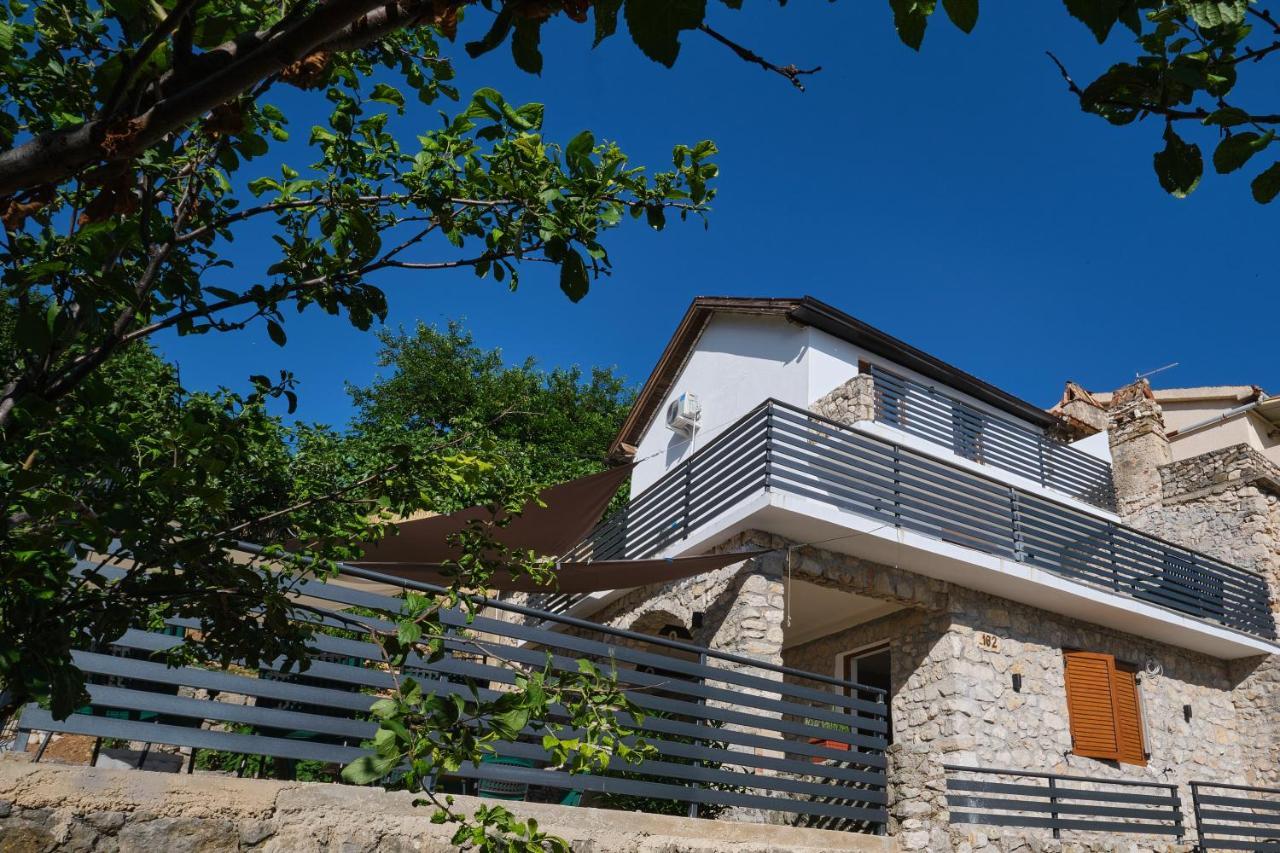 Vila Kuca Za Odmor Baya Stara Baška Exteriér fotografie