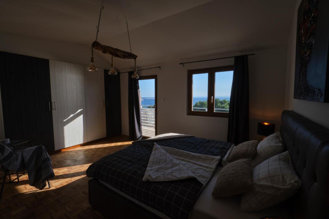 Vila Kuca Za Odmor Baya Stara Baška Exteriér fotografie